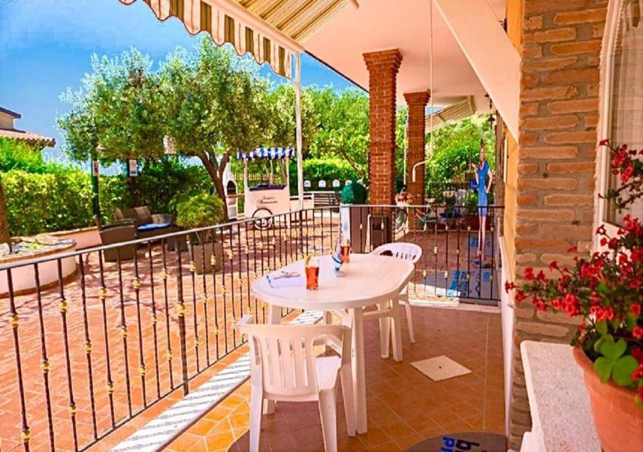 Ferienwohnung Blue Marlin Marina di Camerota Exterior foto
