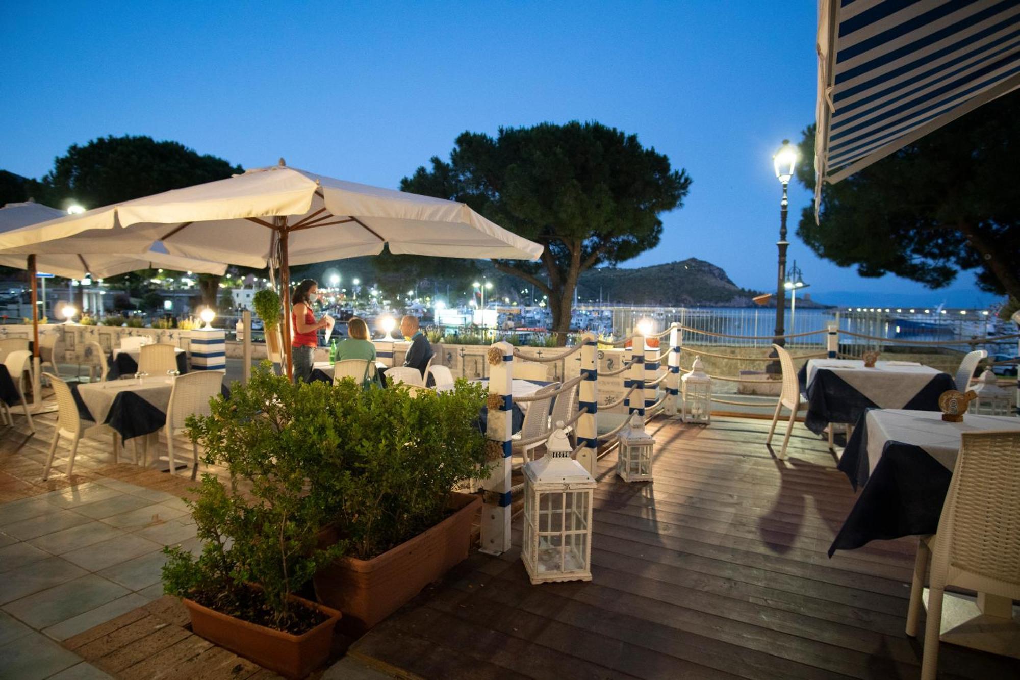 Ferienwohnung Blue Marlin Marina di Camerota Exterior foto