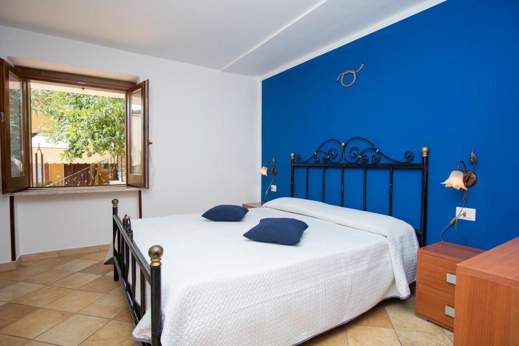 Ferienwohnung Blue Marlin Marina di Camerota Exterior foto